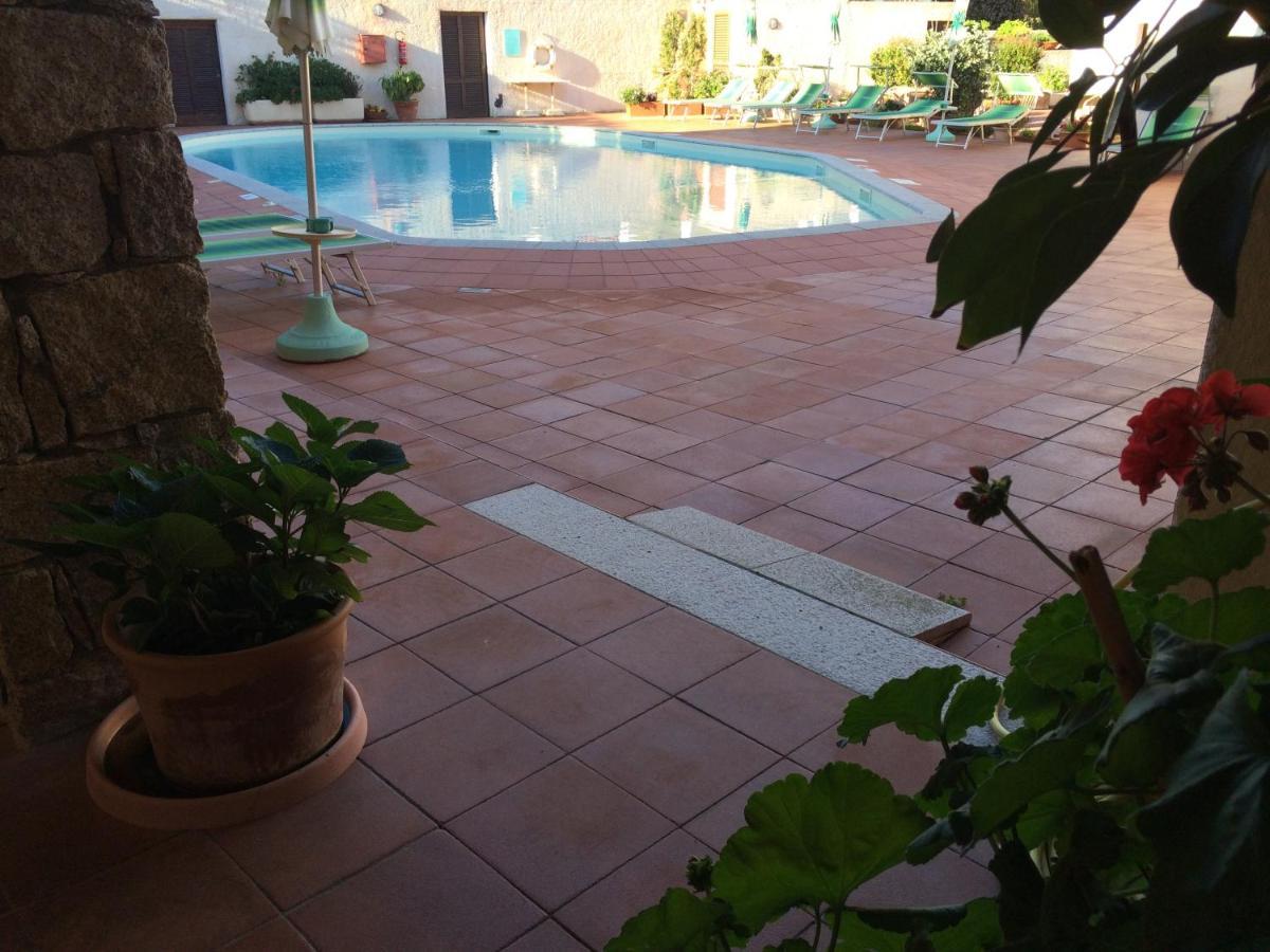 Hotel Villa Gemella Baja Sardinia Ngoại thất bức ảnh