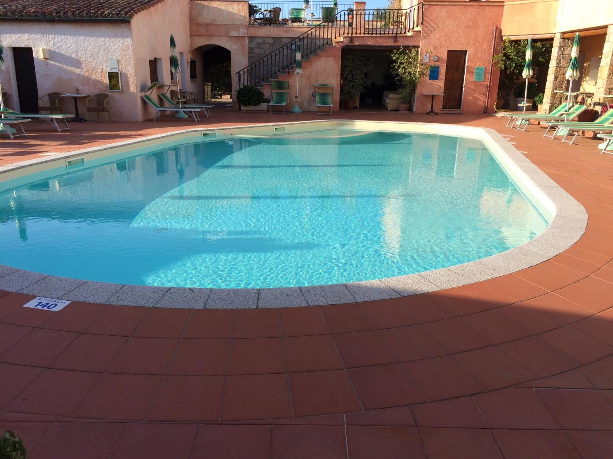 Hotel Villa Gemella Baja Sardinia Phòng bức ảnh