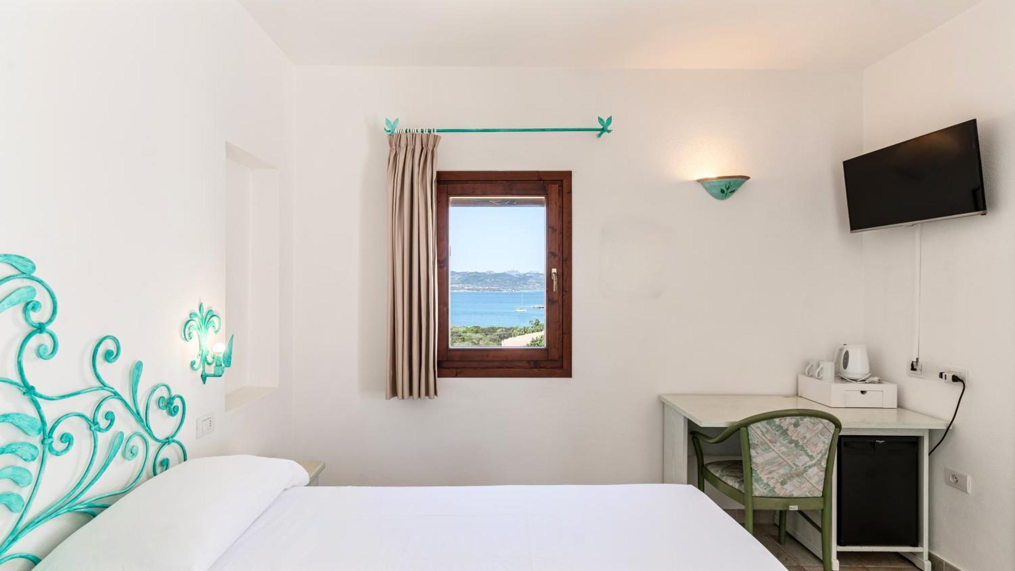 Hotel Villa Gemella Baja Sardinia Ngoại thất bức ảnh