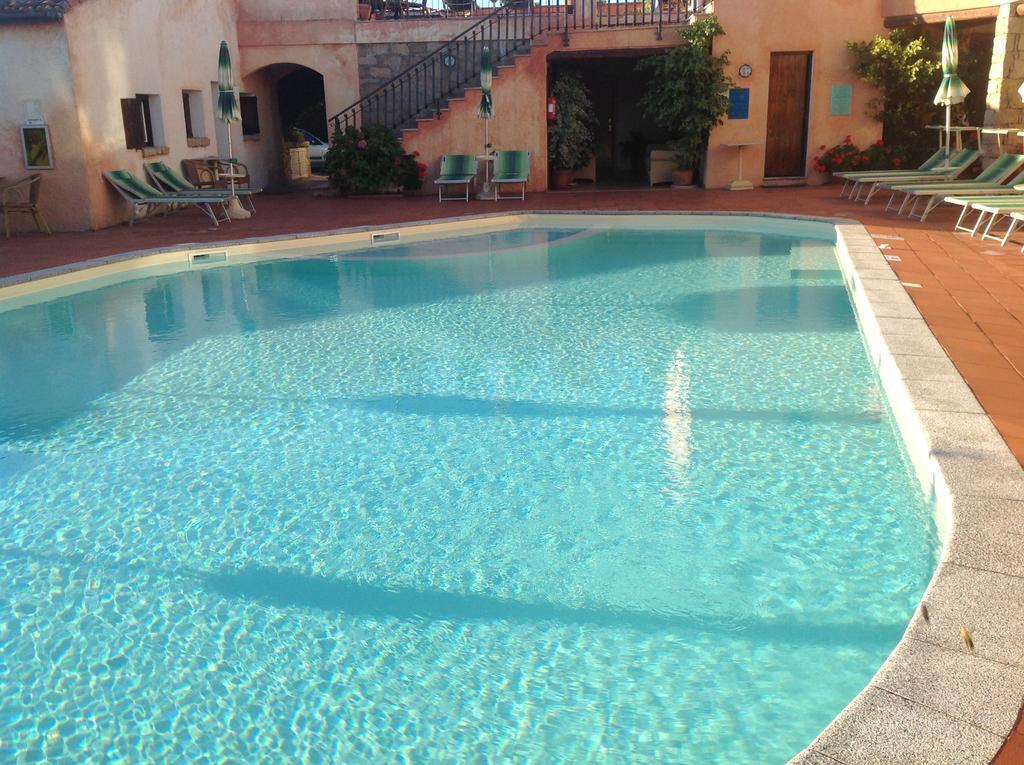 Hotel Villa Gemella Baja Sardinia Ngoại thất bức ảnh