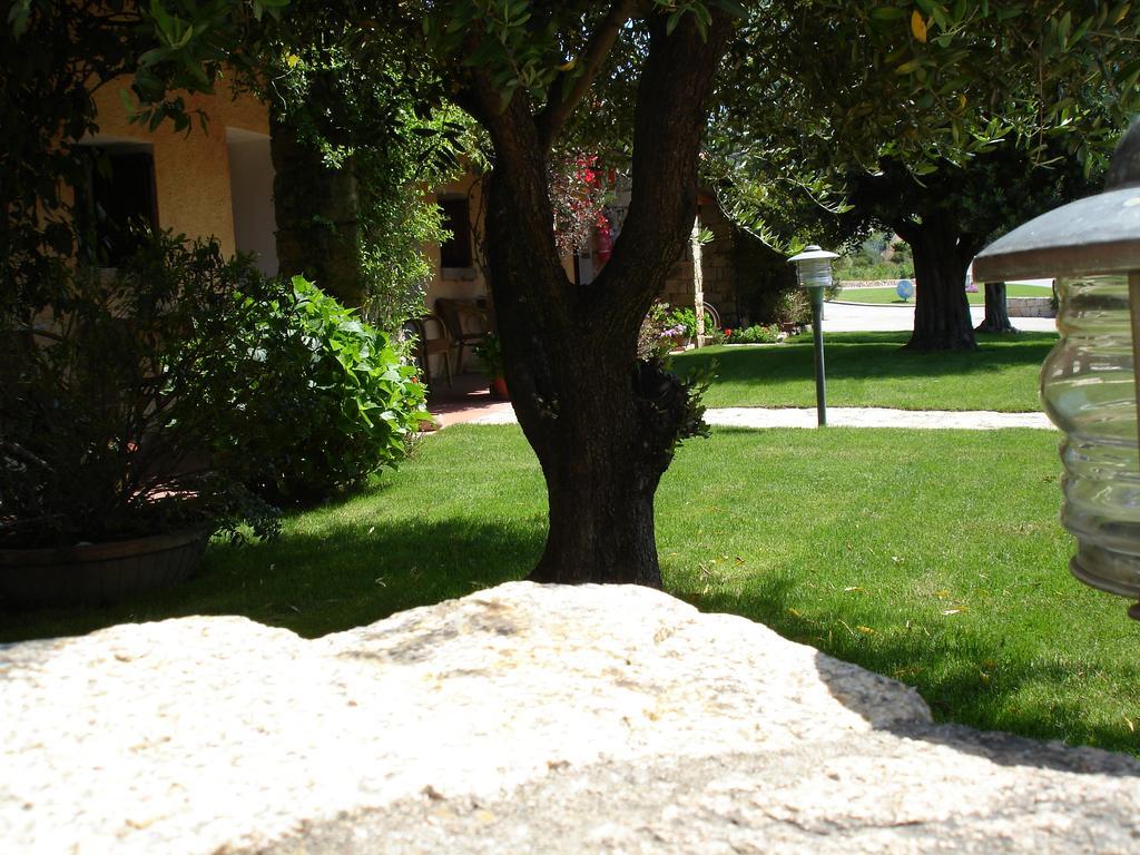Hotel Villa Gemella Baja Sardinia Ngoại thất bức ảnh