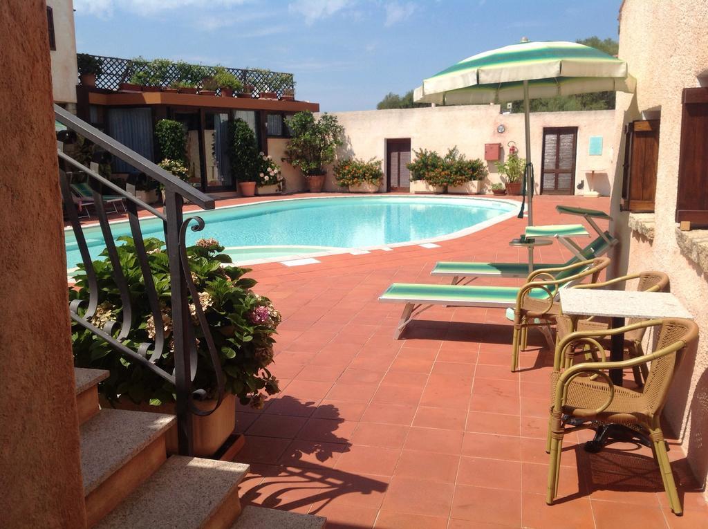 Hotel Villa Gemella Baja Sardinia Ngoại thất bức ảnh